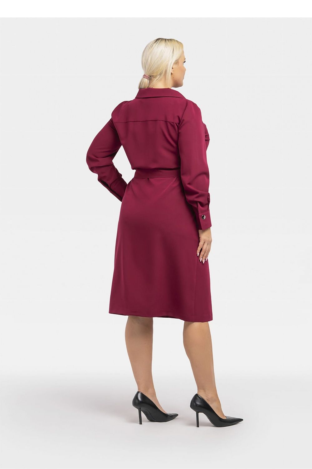 Plus-Size Kleider model 193902 Karko