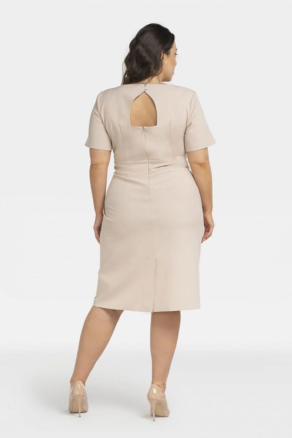 Plus-Size Kleider model 196879 Karko