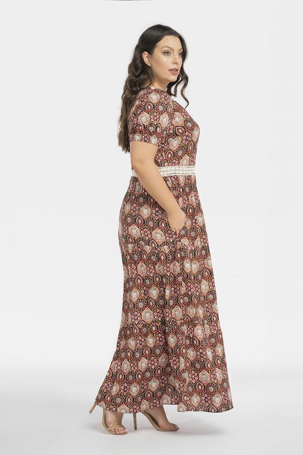 Plus-Size Kleider model 196882 Karko