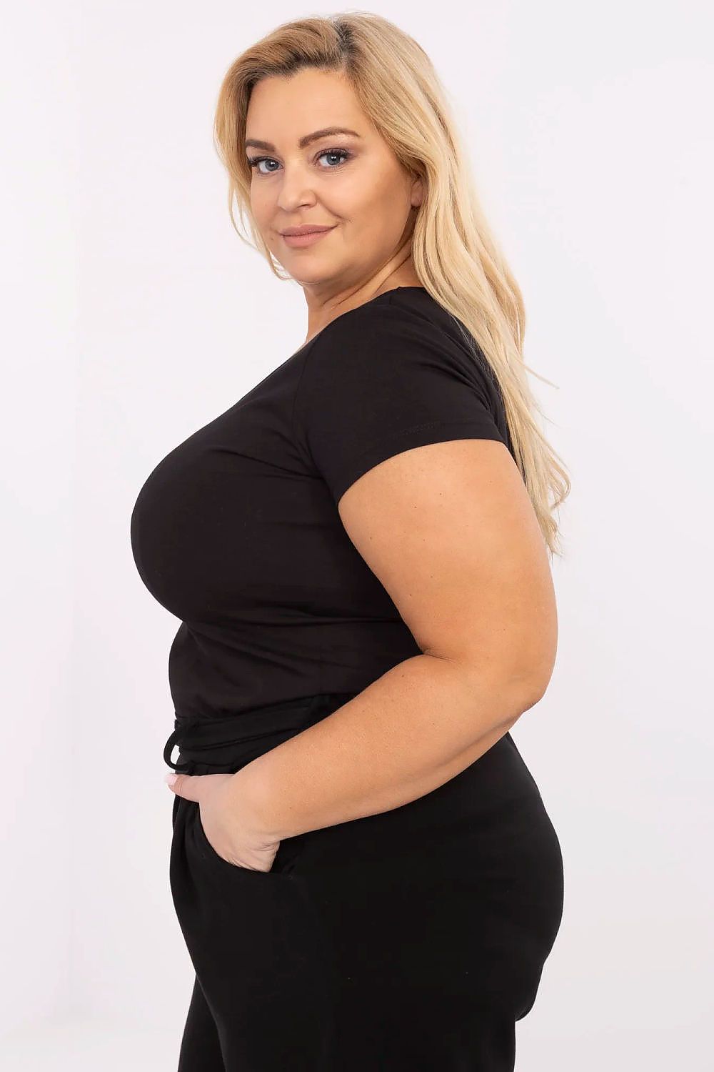 Plus-Size T-shirt model 211764 Relevance