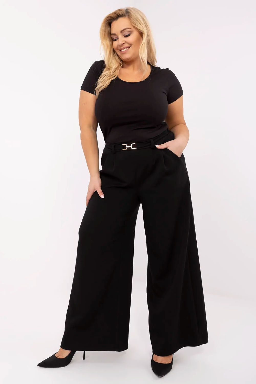 Plus-Size T-shirt model 211764 Relevance