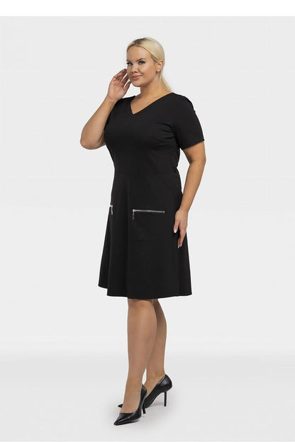  Plus-Size Kleider model 195021 Karko 